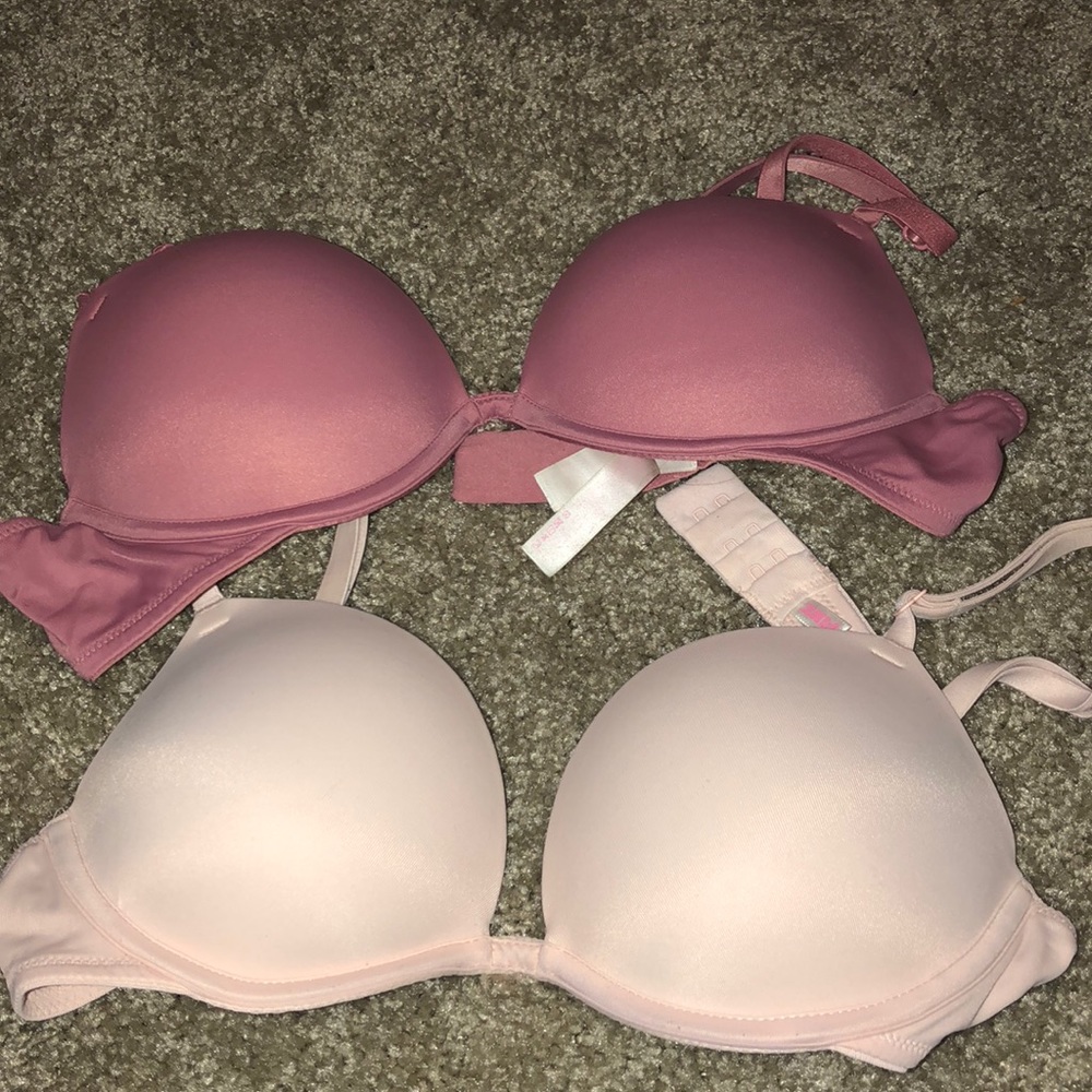 2 32b push up bras ! VS PINK color Pink